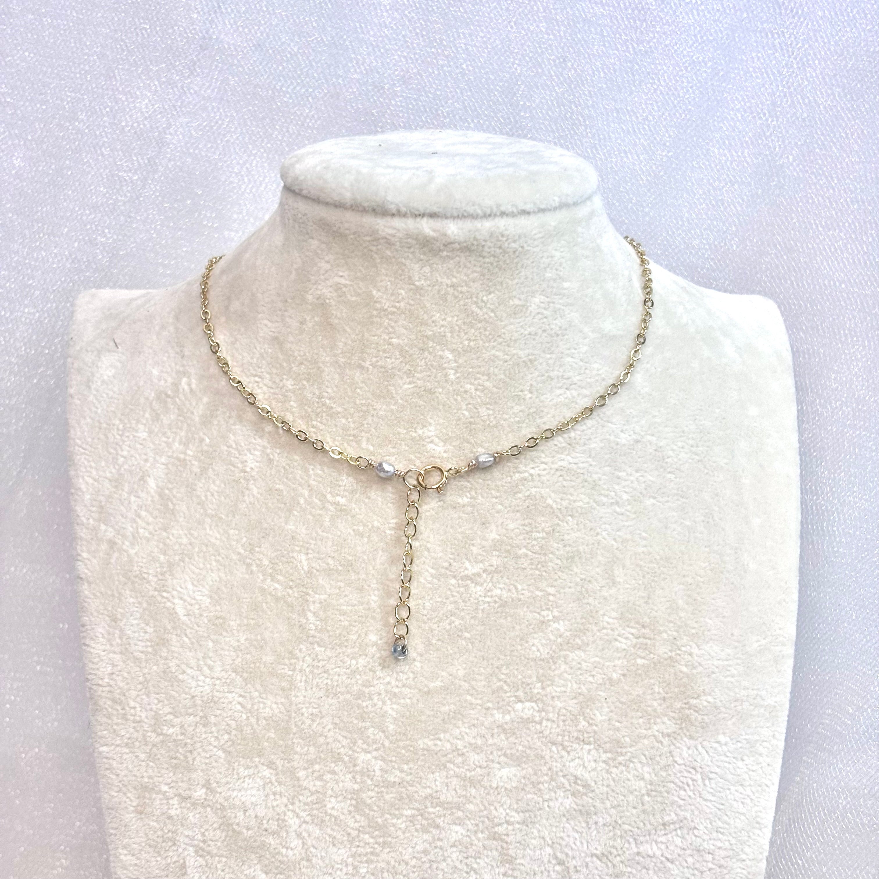 Dark pearls lariat Necklace