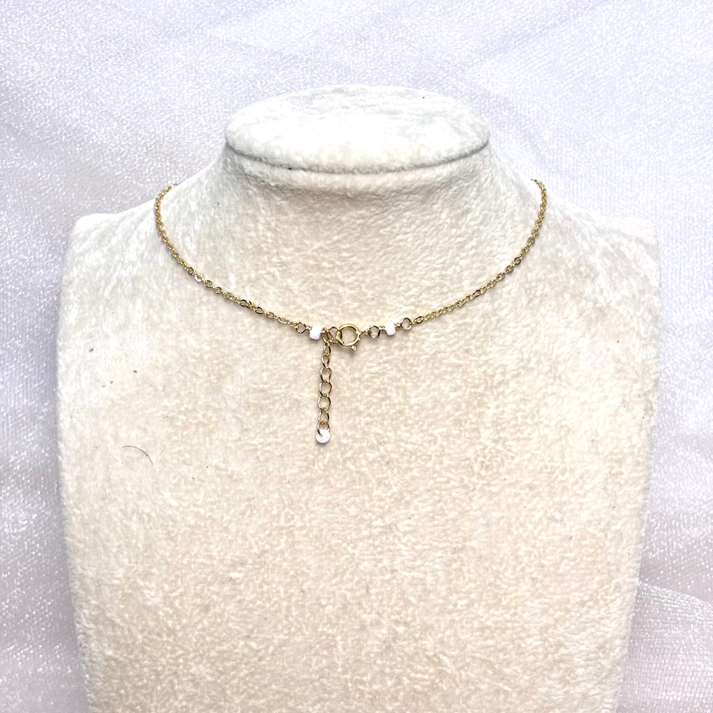 Hawaiian sunrise shell Necklace w/ white pearls