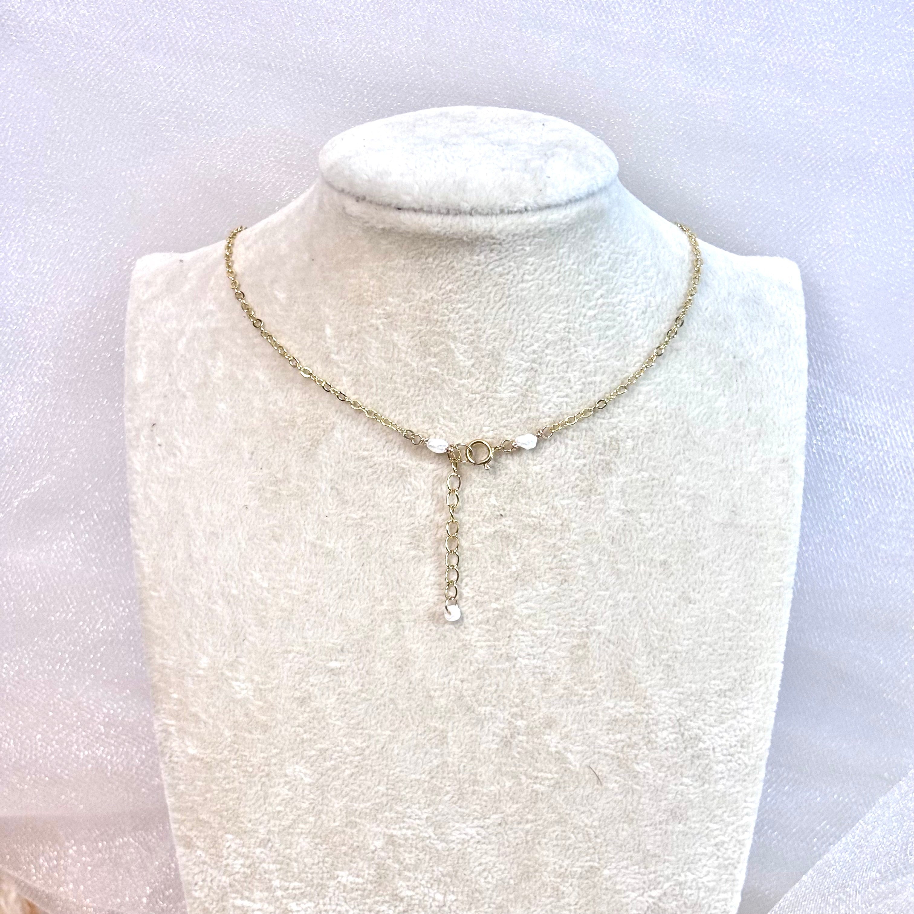 Hawaiian sunrise shell Necklace w/ blue beads