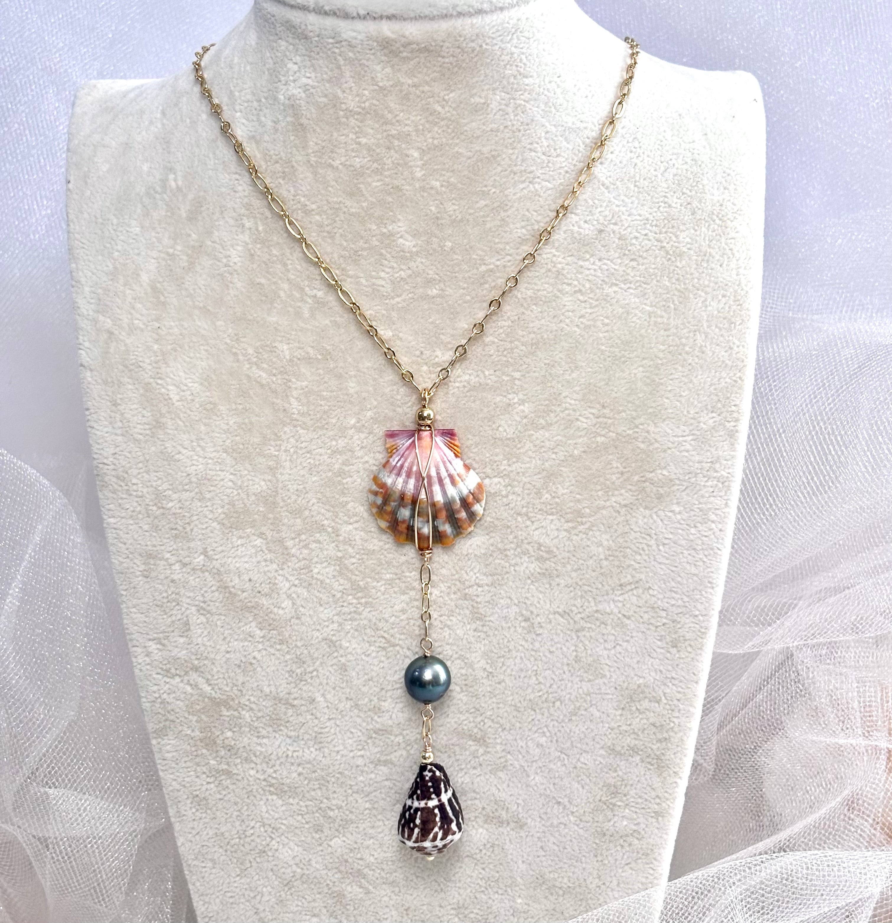 Hawaiian sunrise shell Necklace w/ Chaldean cone shell and Tahitian pearl