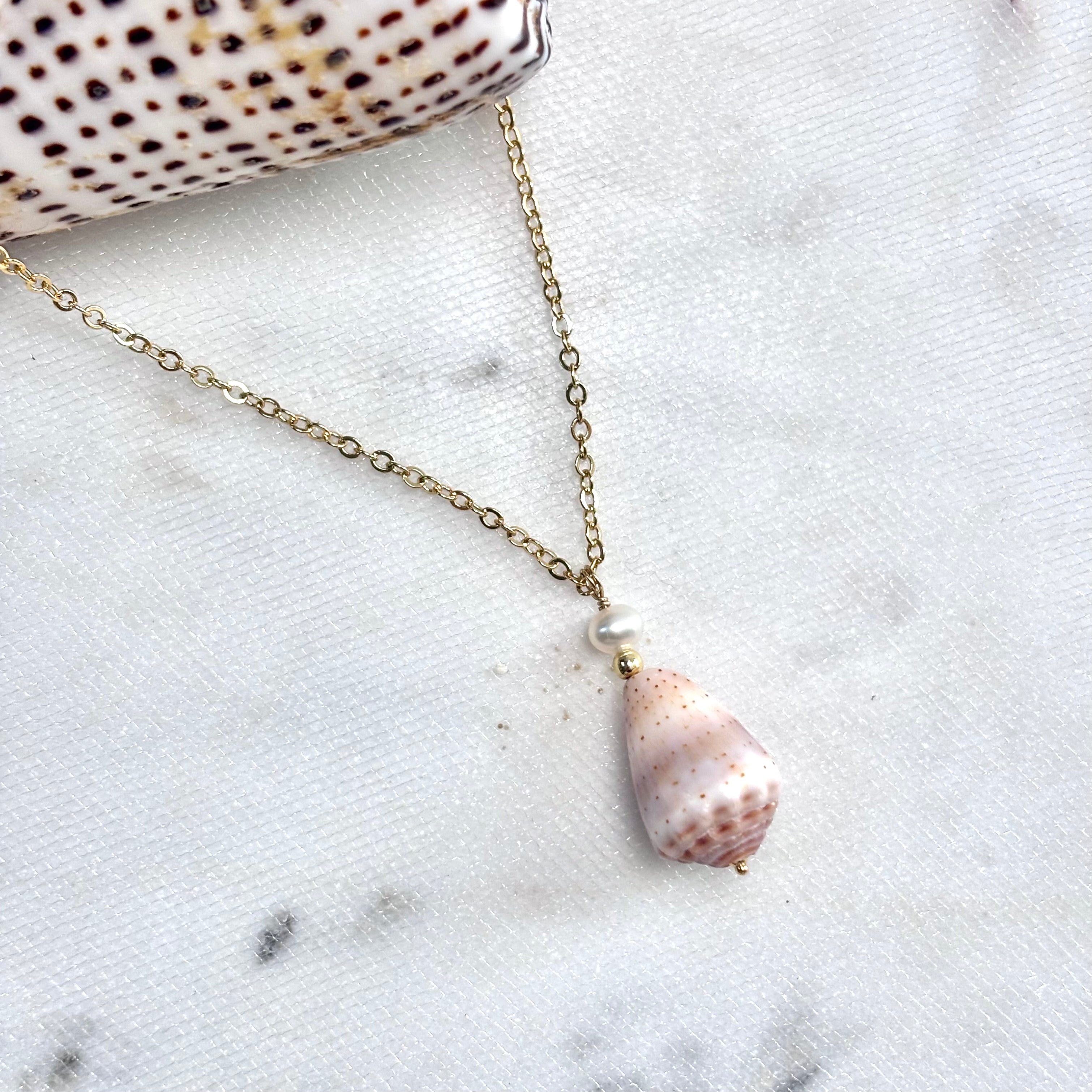 Abbreviated cone shell Necklace w/ white pearl