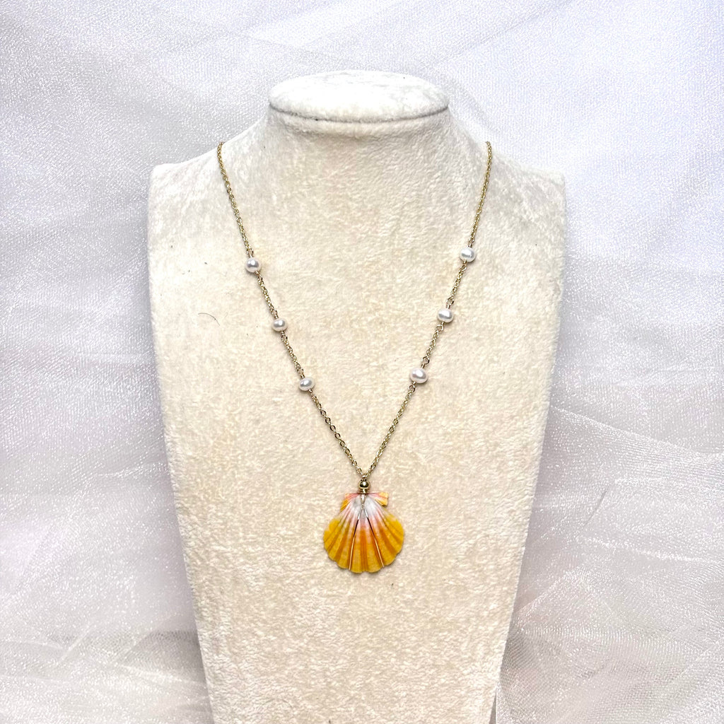 Hawaiian sunrise shell Necklace w/ white pearls