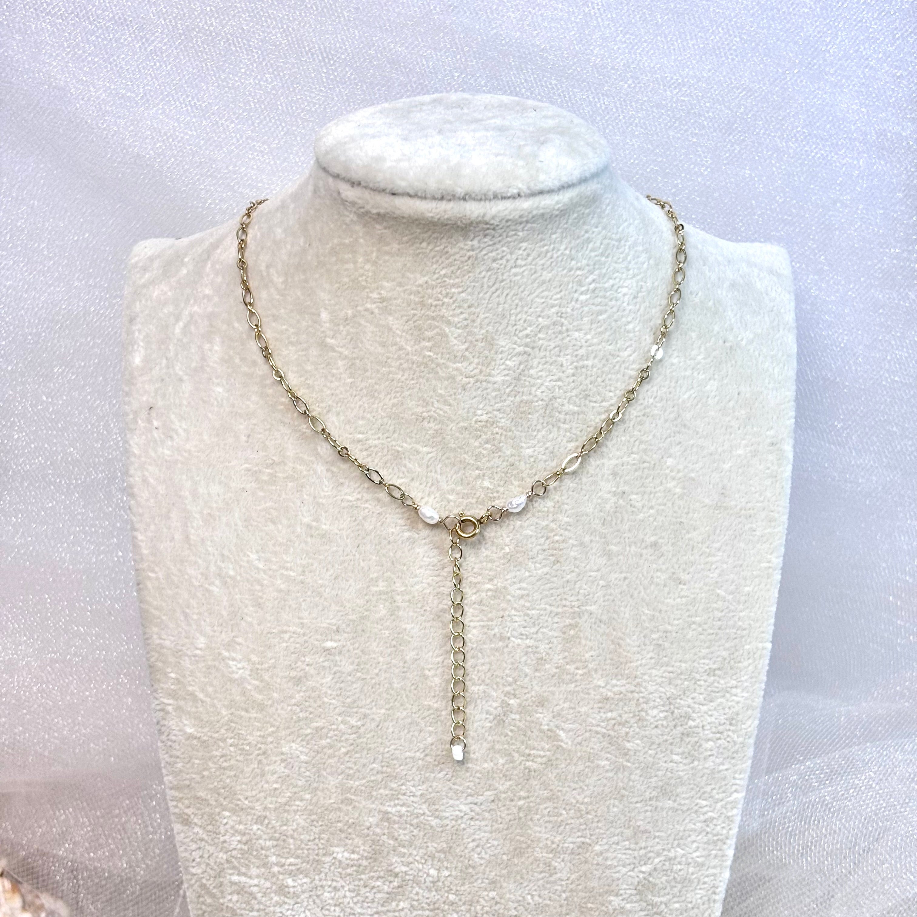 True pair Hawaiian sunrise shell Necklace w/ white pearls