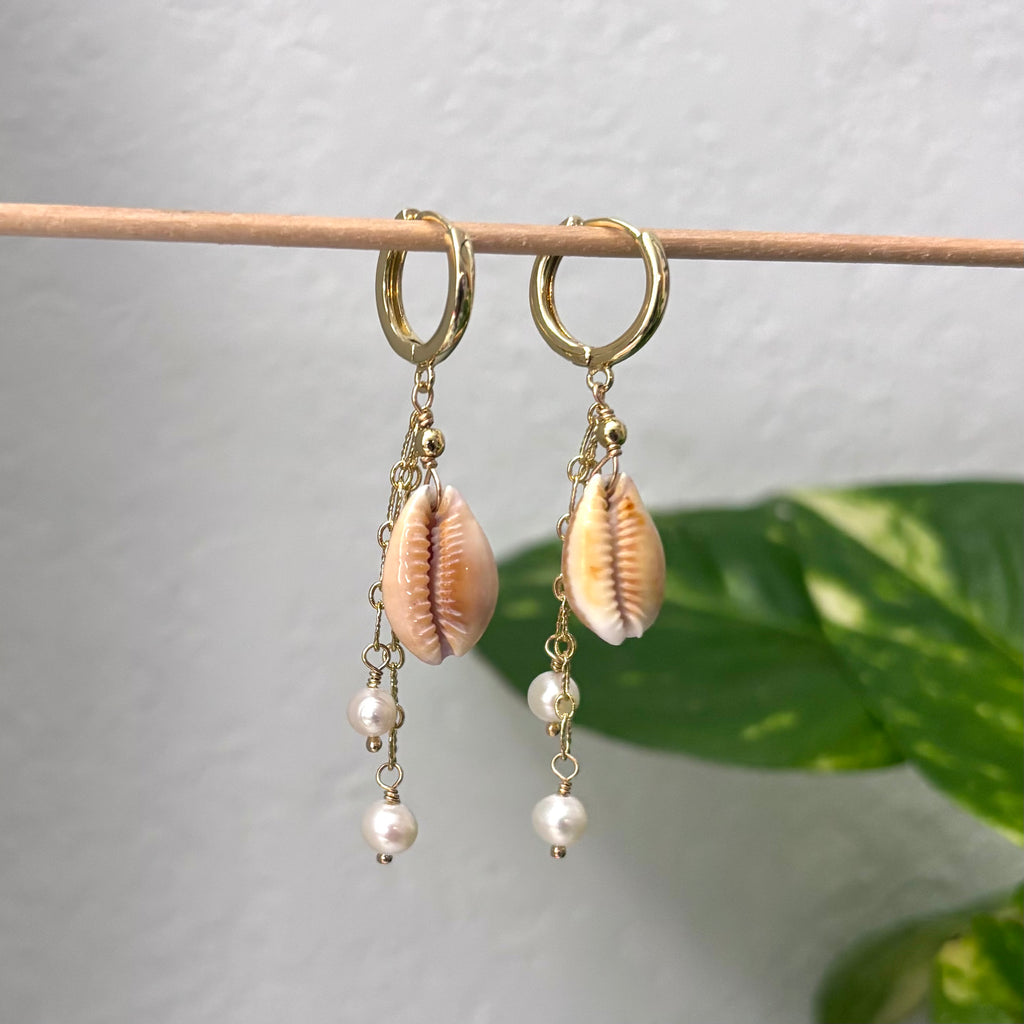 Cowry shell Earrings w/ white pearls