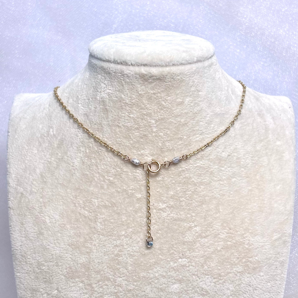 Hawaiian sunrise (moonrise) shell Necklace w/ Tahitian pearl
