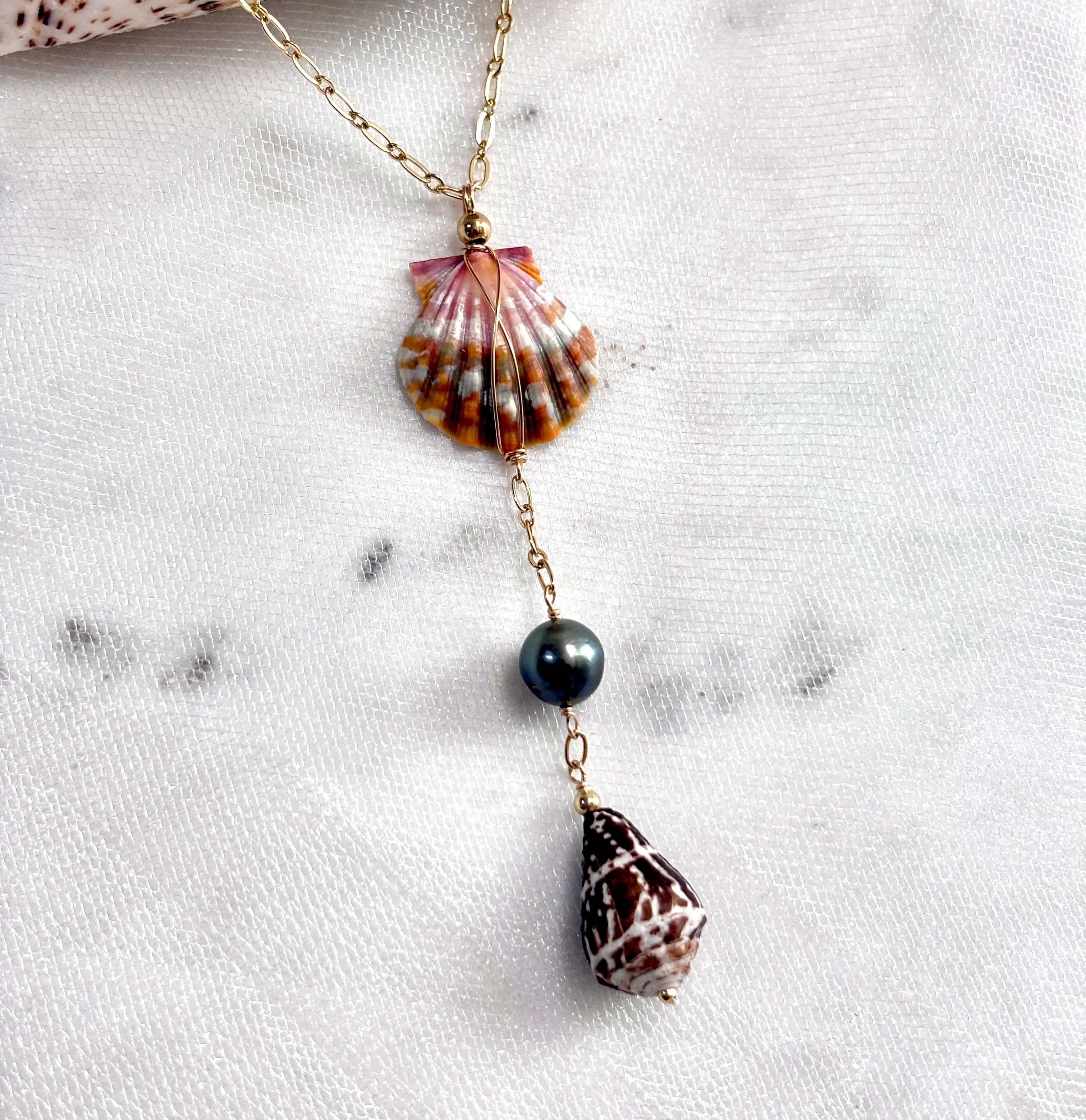 Hawaiian sunrise shell Necklace w/ Chaldean cone shell and Tahitian pearl